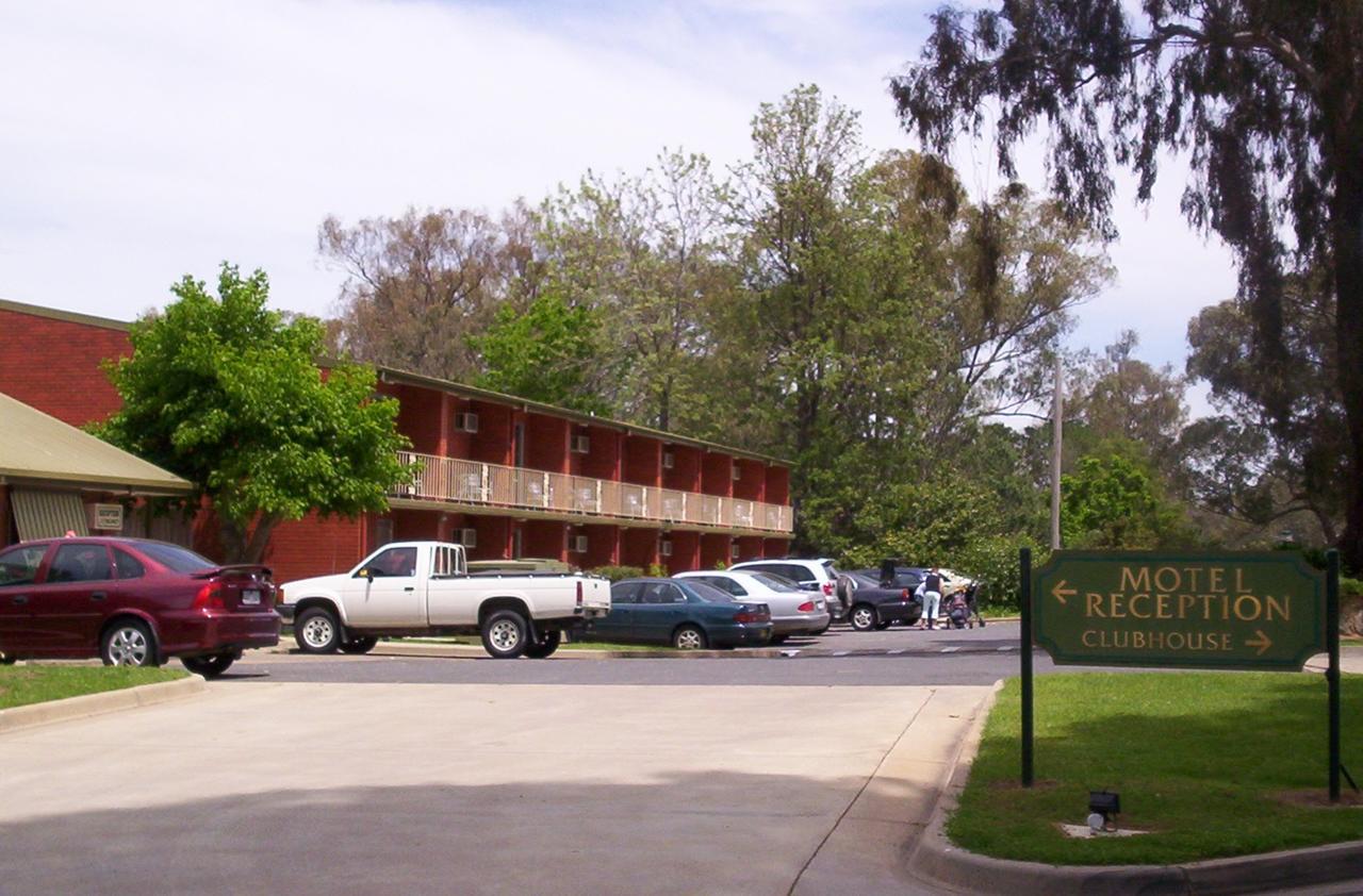 Corowa Golf Club Motel Esterno foto