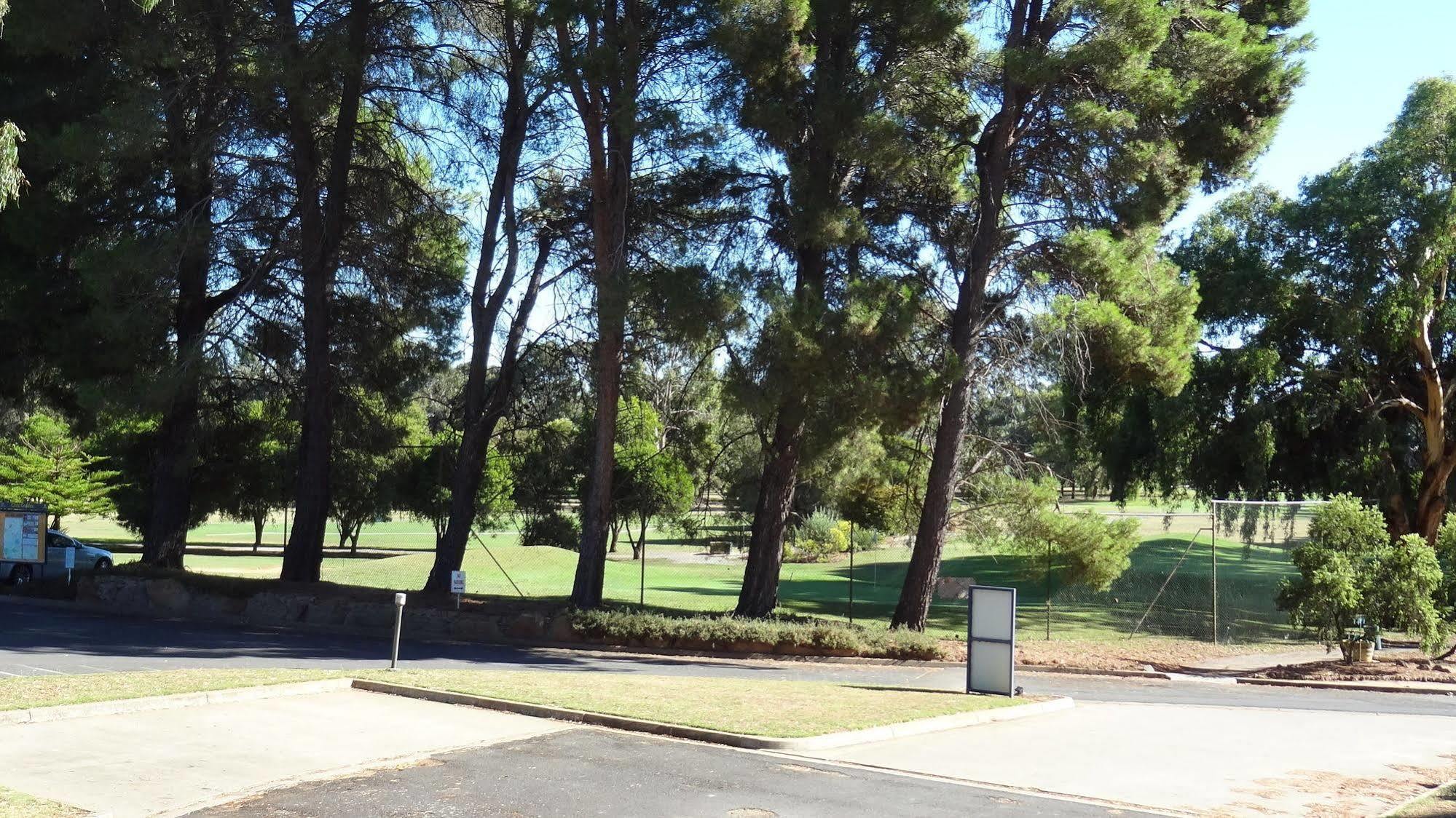 Corowa Golf Club Motel Esterno foto